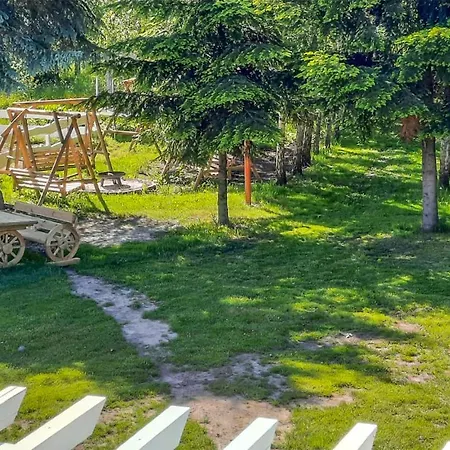 1 Bedroom Nice In Apartament Smołdzino